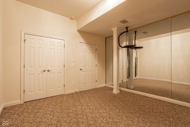 8039 Heyward Drive, Indianapolis, IN 46250