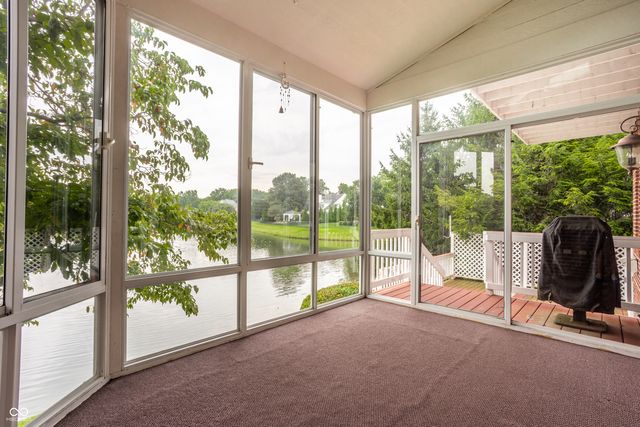 8039 Heyward Drive, Indianapolis, IN 46250