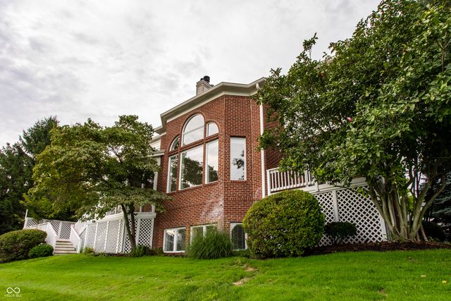 8039 Heyward Drive, Indianapolis, IN 46250