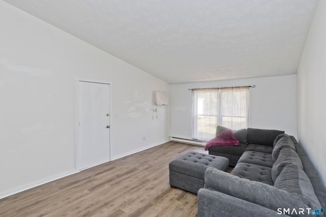 949 Pleasant Valley Road 4 12, South Windsor, CT 06074