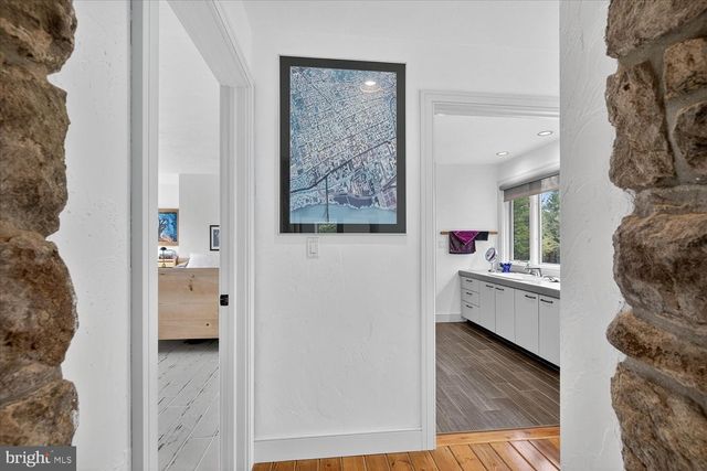 464 LOCUST LN, Littlestown, PA 17340