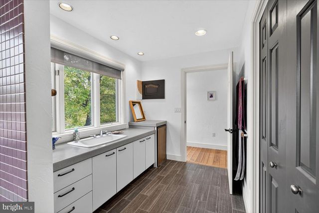 464 LOCUST LN, Littlestown, PA 17340