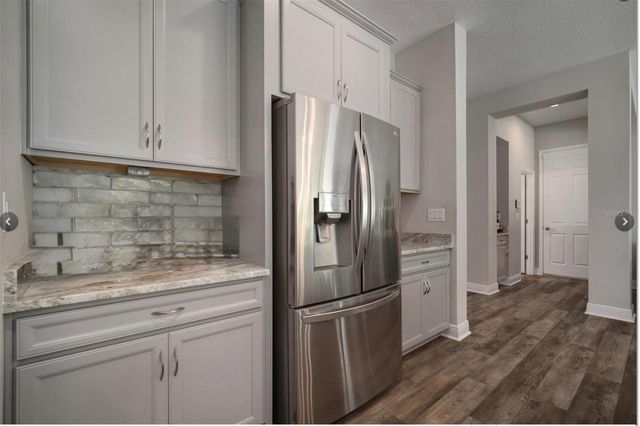 7004 MAINLAND AVENUE, Apollo Beach, FL 33572