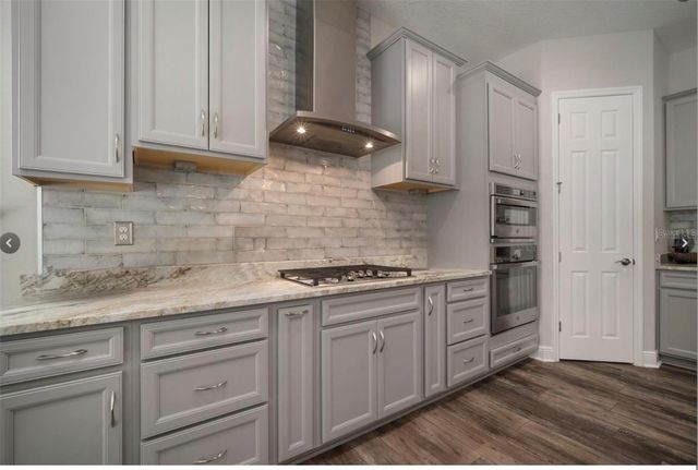 7004 MAINLAND AVENUE, Apollo Beach, FL 33572