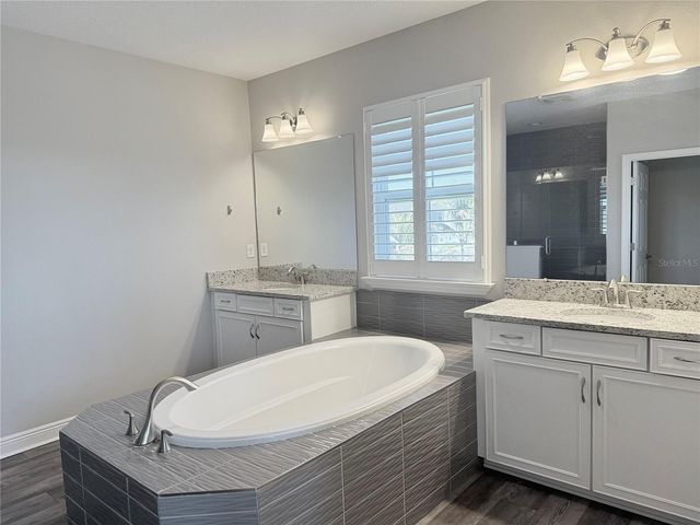 7004 MAINLAND AVENUE, Apollo Beach, FL 33572