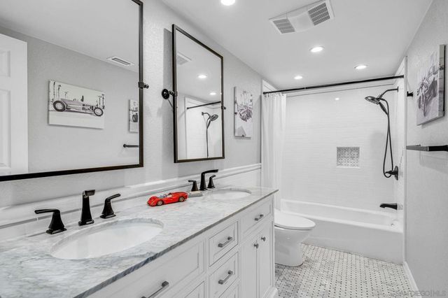 255 Daisy Ave, Imperial Beach, CA 91932