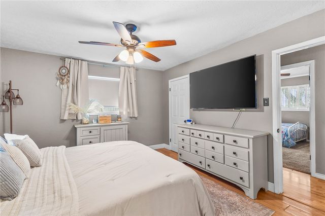 922 Meadowbrook Dr, Corpus Christi, TX 78412