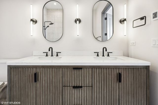 1615 W Irving Park Road 3S, Chicago, IL 60613