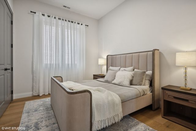 1615 W Irving Park Road 3S, Chicago, IL 60613