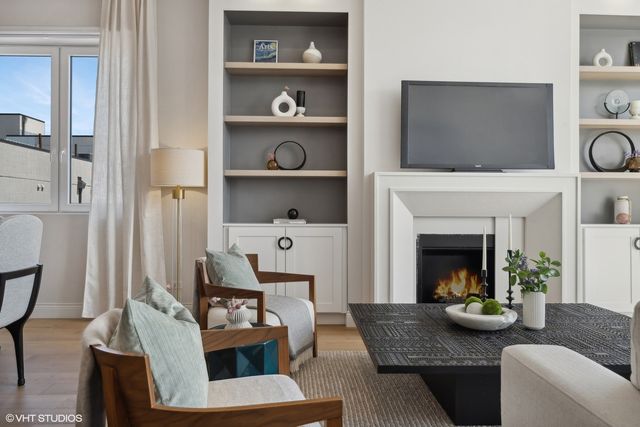 1615 W Irving Park Road 3S, Chicago, IL 60613