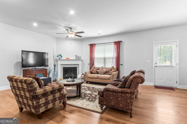 5467 Fountain Head Lane, Auburn, GA 30011