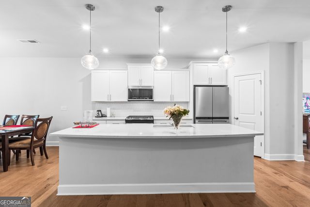5467 Fountain Head Lane, Auburn, GA 30011