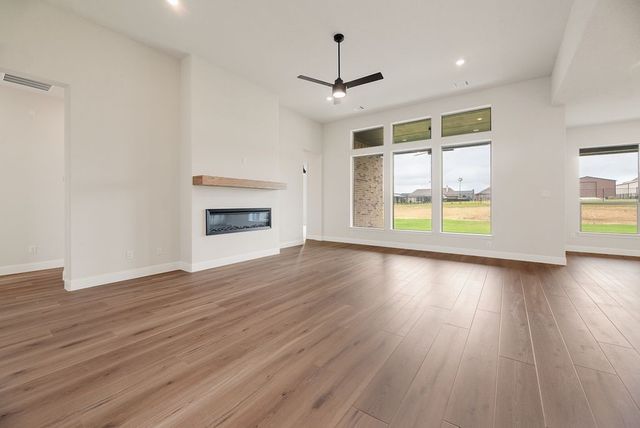 9220 Wood Duck Drive, Justin, TX 76247