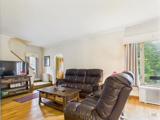 323 Maple Street, Munising, MI 49862