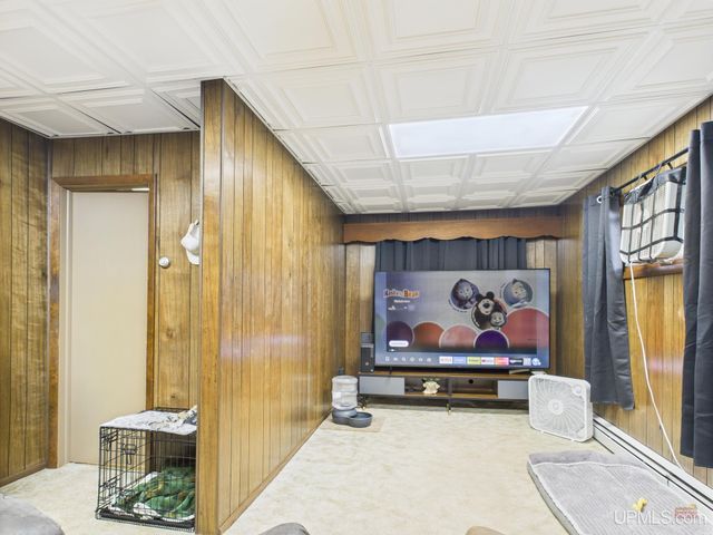 323 Maple Street, Munising, MI 49862