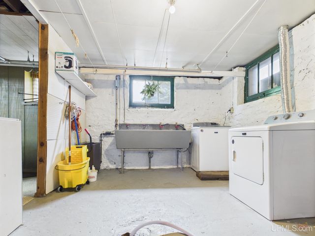 323 Maple Street, Munising, MI 49862