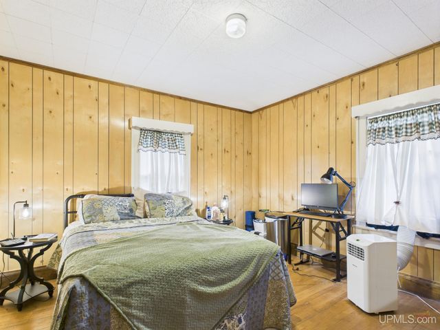 323 Maple Street, Munising, MI 49862