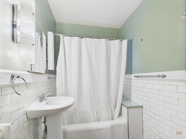 323 Maple Street, Munising, MI 49862