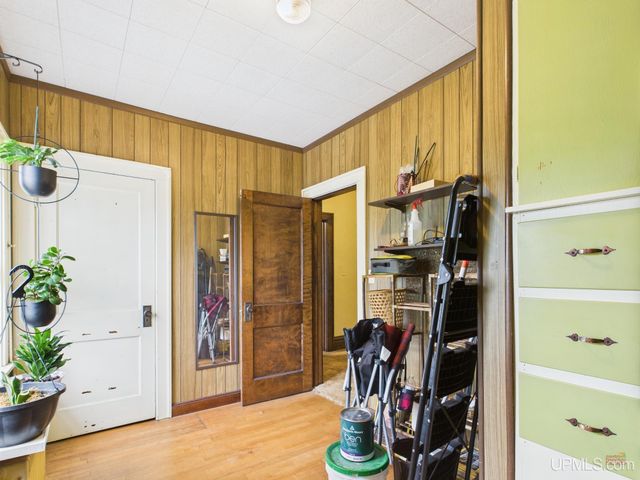 323 Maple Street, Munising, MI 49862