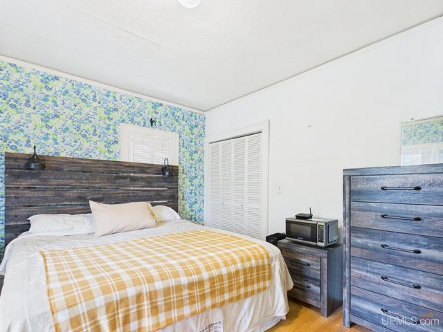 323 Maple Street, Munising, MI 49862