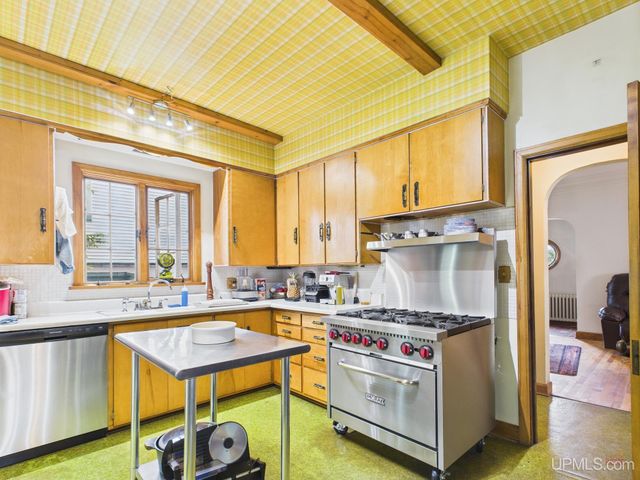 323 Maple Street, Munising, MI 49862