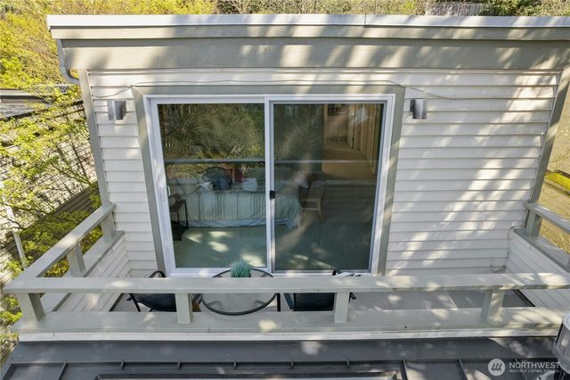 4014 57th Avenue SW, Seattle, WA 98116