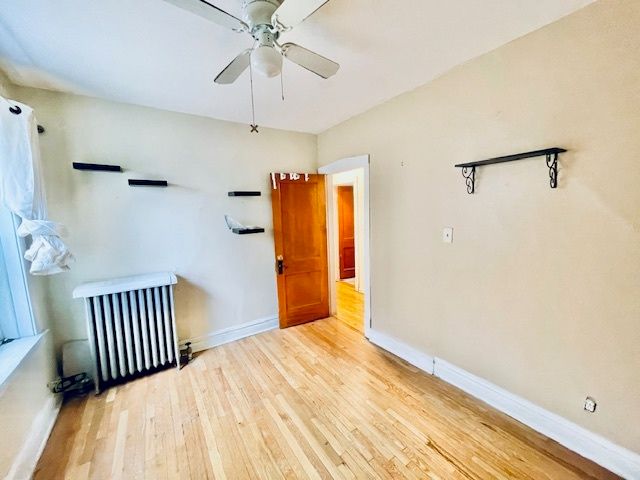 4124 W BARRY Avenue, Chicago, IL 60641