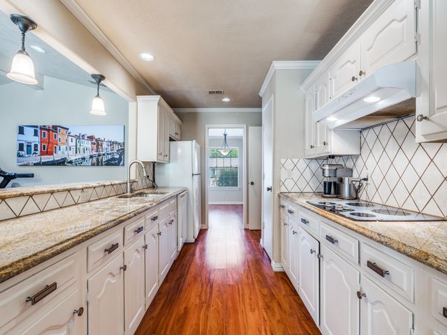 2612 Briarwood Drive, Plano, TX 75074