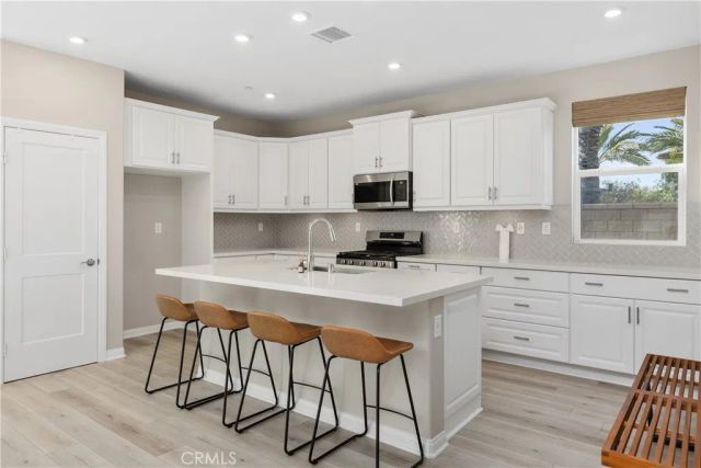 1603 Laurelwood, Oceanside, CA 92056