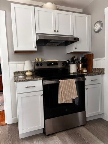 47 Laurel 1, Weymouth, MA 02189