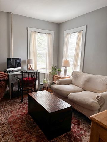 47 Laurel 1, Weymouth, MA 02189