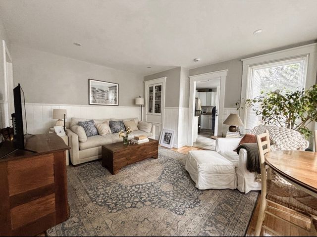 47 Laurel 1, Weymouth, MA 02189