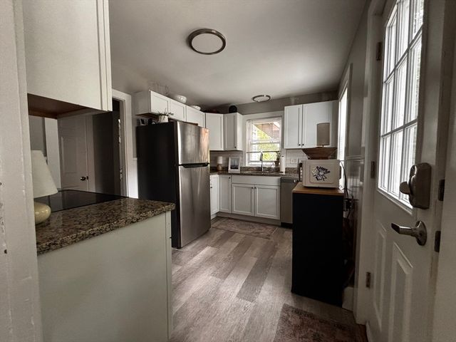 47 Laurel 1, Weymouth, MA 02189