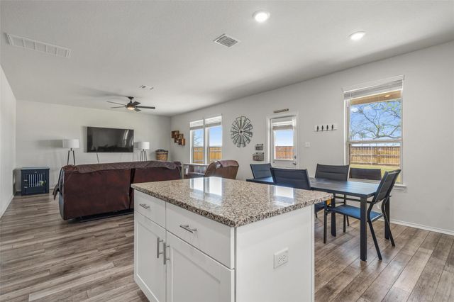 137 Janice RD, Taylor, TX 76574