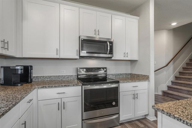 137 Janice RD, Taylor, TX 76574