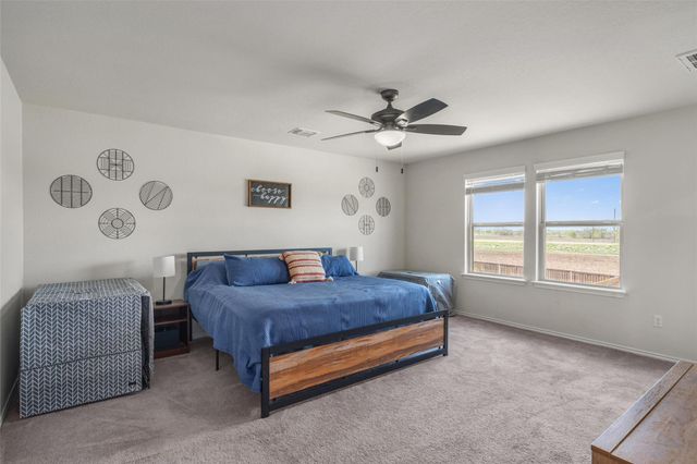 137 Janice RD, Taylor, TX 76574