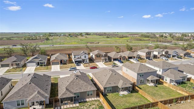 137 Janice RD, Taylor, TX 76574