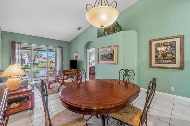 155 N Lakeshore Drive, Hypoluxo, FL 33462