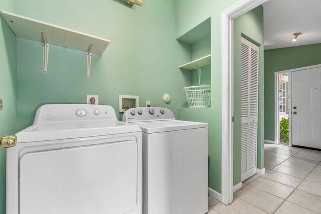 155 N Lakeshore Drive, Hypoluxo, FL 33462