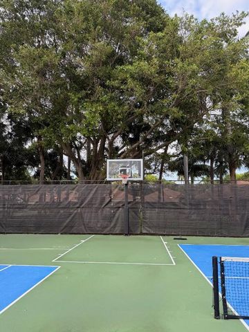 155 N Lakeshore Drive, Hypoluxo, FL 33462