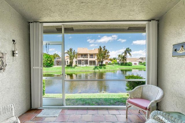 155 N Lakeshore Drive, Hypoluxo, FL 33462