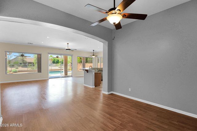 25040 N 44TH Avenue, Phoenix, AZ 85083