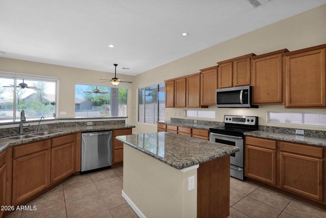 25040 N 44TH Avenue, Phoenix, AZ 85083