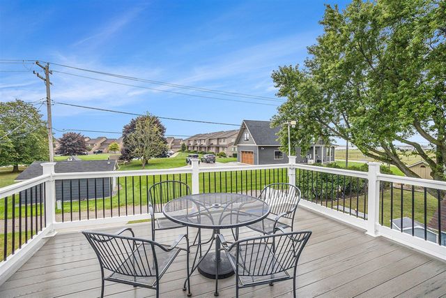 805 W Loomis Street, Ludington, MI 49431