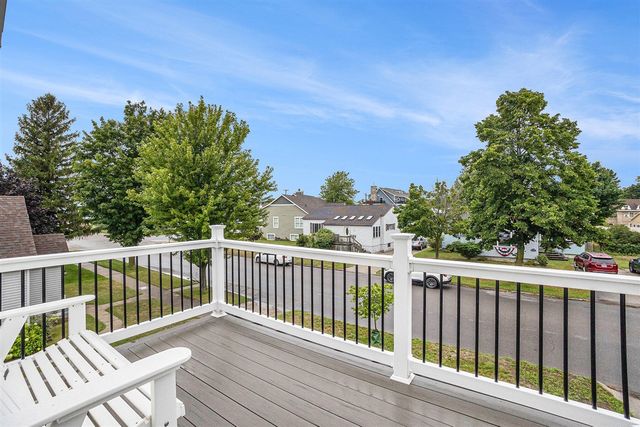 805 W Loomis Street, Ludington, MI 49431