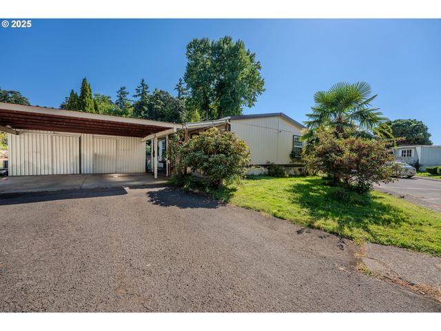 16688 HIGHWAY 99E Ne 54, Woodburn, OR 97071