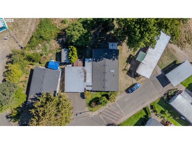 16688 HIGHWAY 99E Ne 54, Woodburn, OR 97071