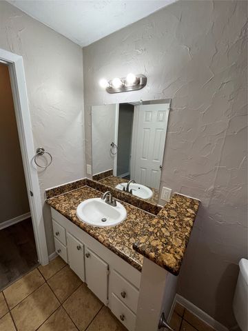 926 Warren Way, Richardson, TX 75080