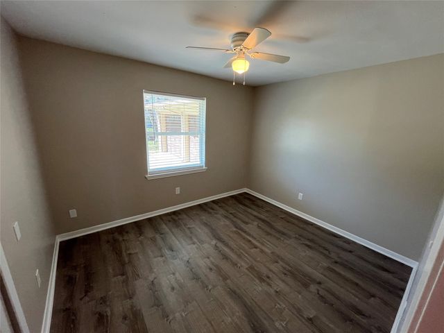 926 Warren Way, Richardson, TX 75080