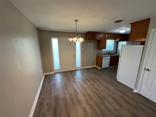 926 Warren Way, Richardson, TX 75080